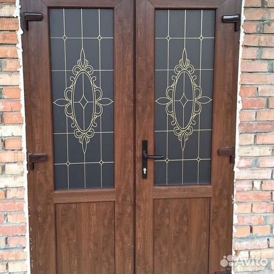 Пластиковая дверь 120х210 87