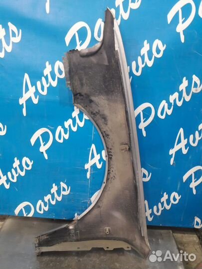 Крыло переднее правое Ауди А8 Д2 95-01 гг