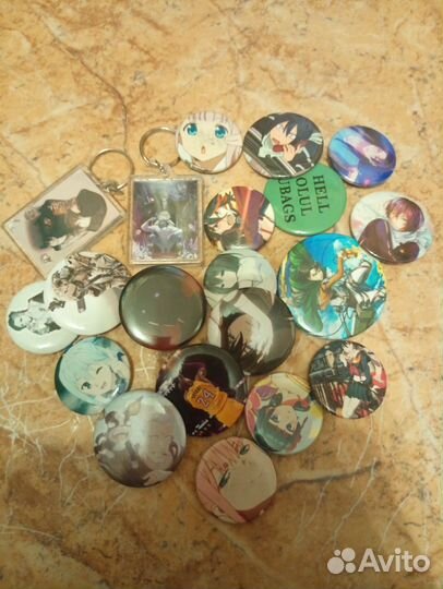 Значки аниме, аниме брелки, дакимакуры