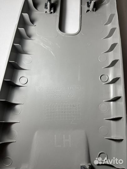 Обшивка стойки верхняя левая SsangKyron Kyron