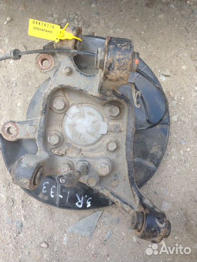 Кулак задний правый Nissan Teana L33