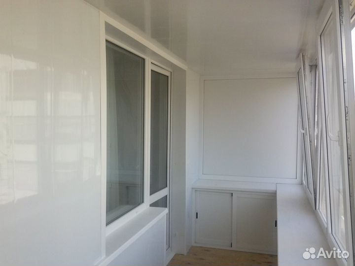 Остекление и отделка балконов