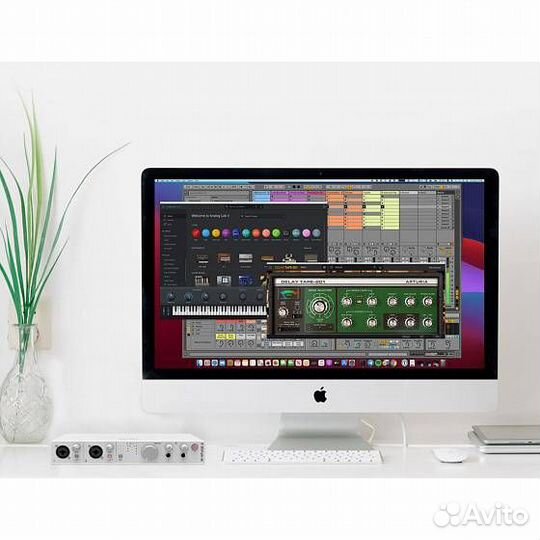 USB аудиоинтерфейс Arturia MiniFuse 4 Black