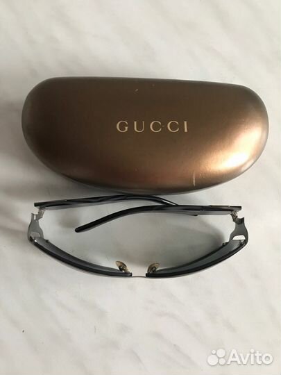 Солнцезащитные очки брендовые