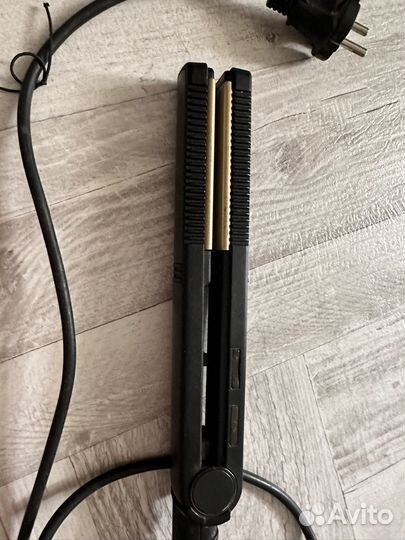 Выпрямитель для волос