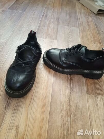 Отдам бесплатно женские вещи пакетом