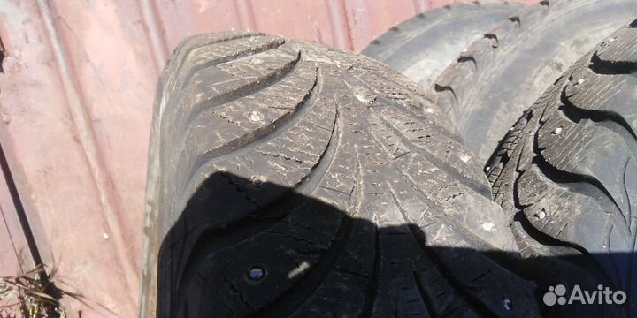 Sava Eskimo Stud 175/70 R13 82T