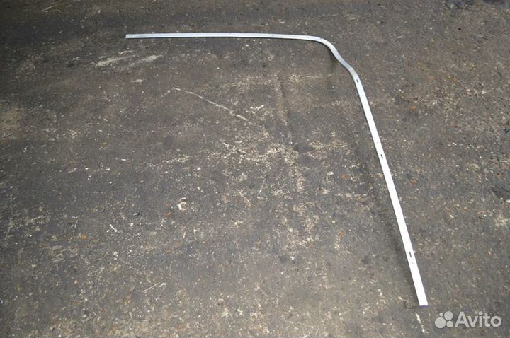 Направляющая занавески боковая, правая scania 4-se