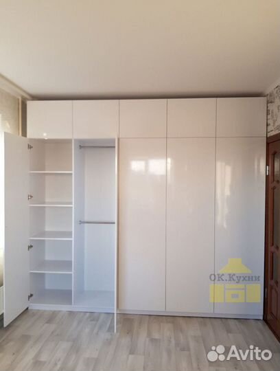 Стенка в гостиную