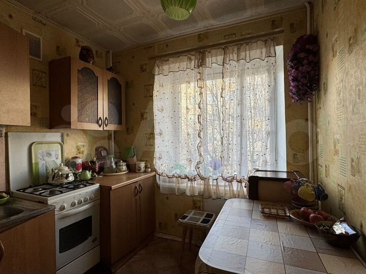 2-к. квартира, 40 м², 3/5 эт.