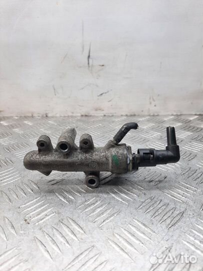 Регулятор давления топлива Opel Astra хэтчбэк 5