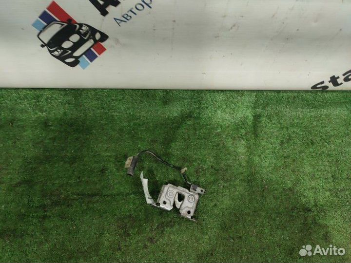 Замок капота левый Bmw X3 F25 N55B30A 2011