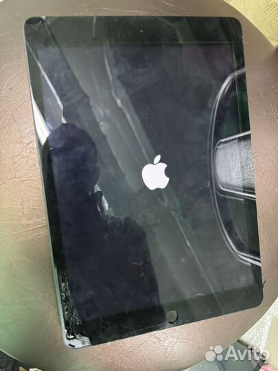 iPad 7 128Gb WiFi Битый На Запчасти Отвязан