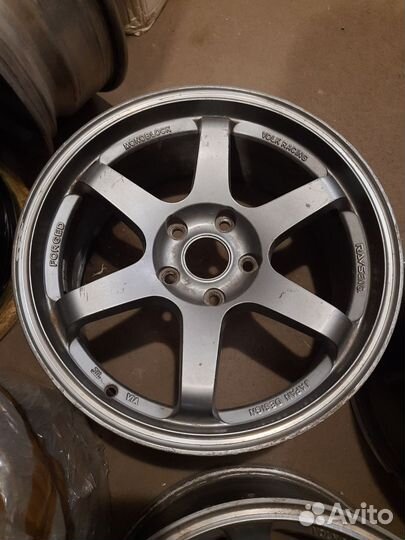 Rays TE37 реплика R17 5x114,3 матовый графит