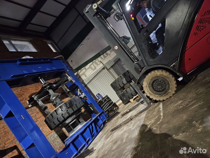 Монтаж цельнолитых шин на погрузчик. До 35 дюймов