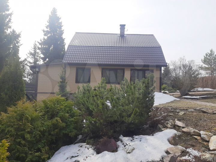 Дом 196,8 м² на участке 20,6 сот.