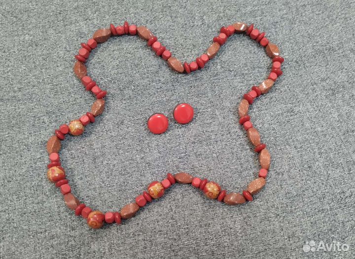 Бусы и серьги