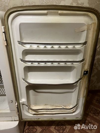 Холодильник советский Мир