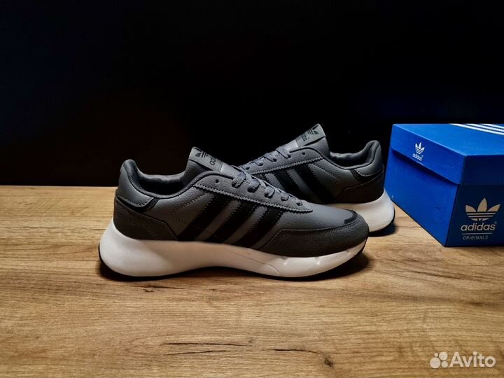 Кроссовки Adidas мужские