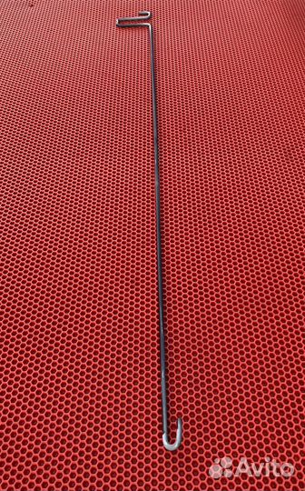 Торсион крышки багажника Mitsubishi Carisma седан