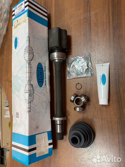 Шрус внутренний передний правый Toyota Avensis