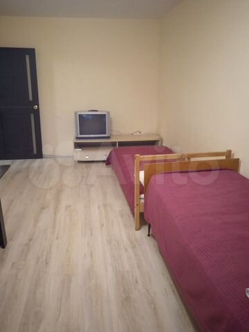 2-к. квартира, 50 м², 4/9 эт.