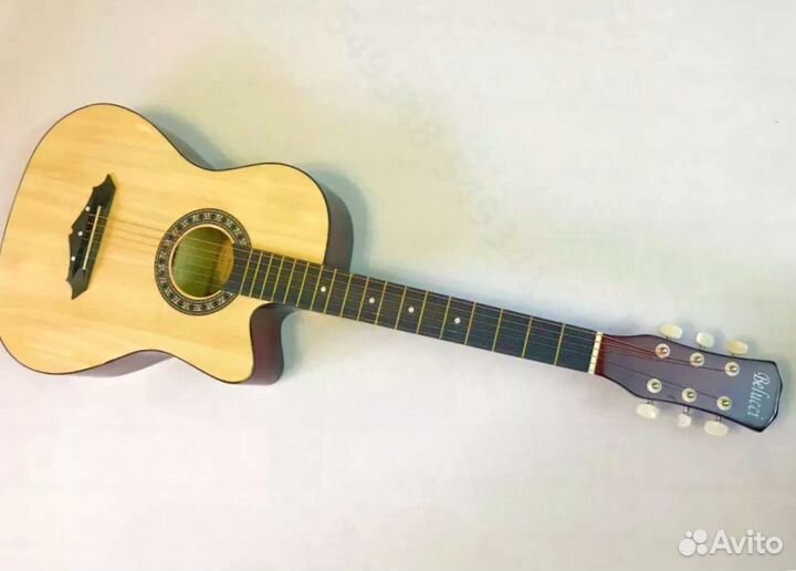 Гитара новая