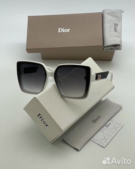 Солнцезащитные очки женские Dior