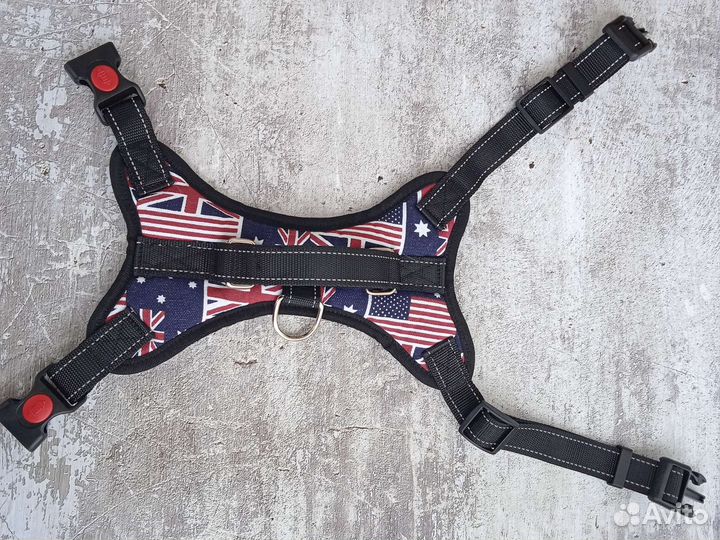 Шлейка для средней собаки новая