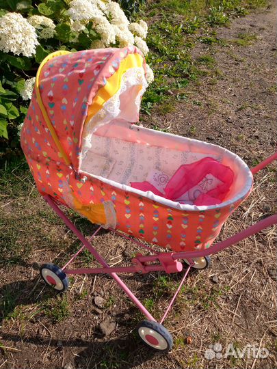 Коляска для кукол