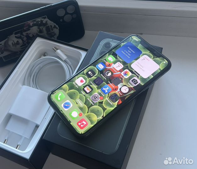 iPhone 11 Pro Max, 64 ГБ