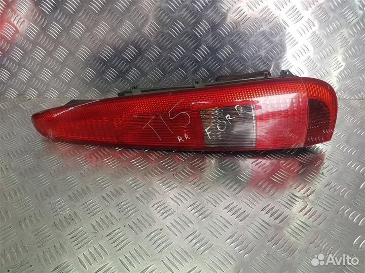 Фонарь задний правый Форд Фьюжн 2N1113A602A