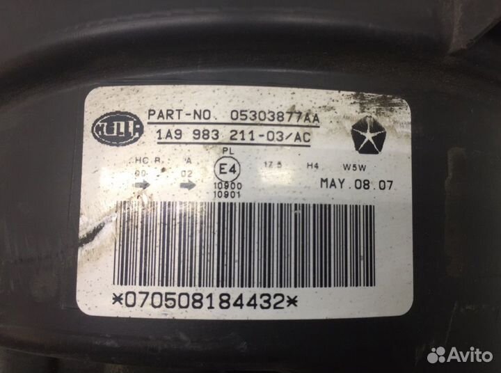 Фара 05303877AA Jeep Patriot (2007-2015)