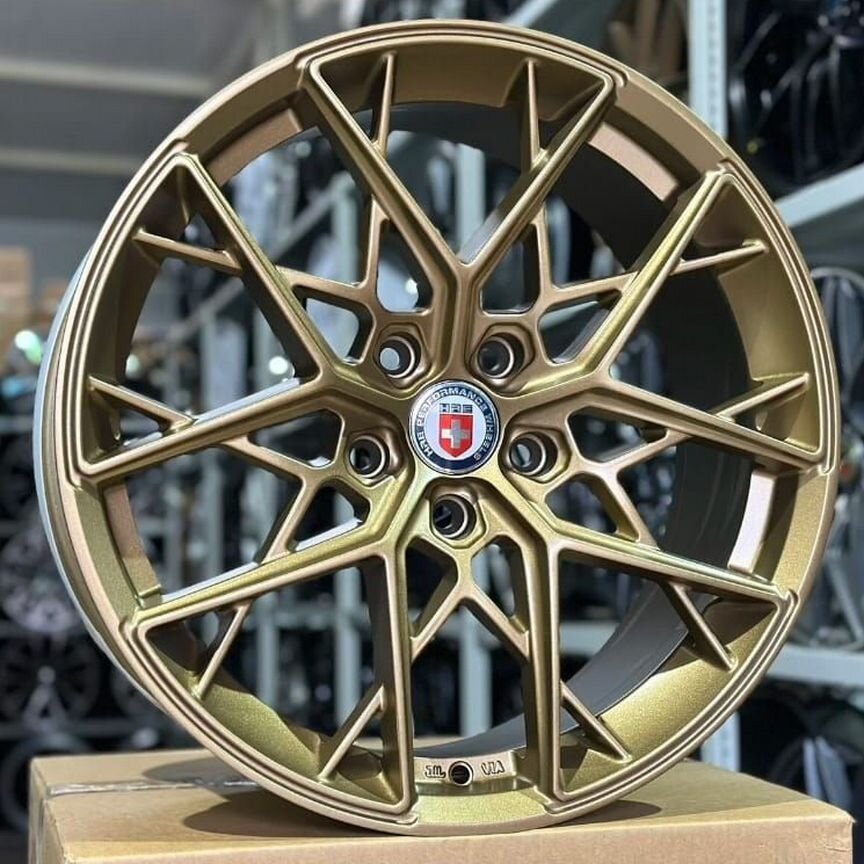 Литые диски HRE 305 8×R18 5×114.3