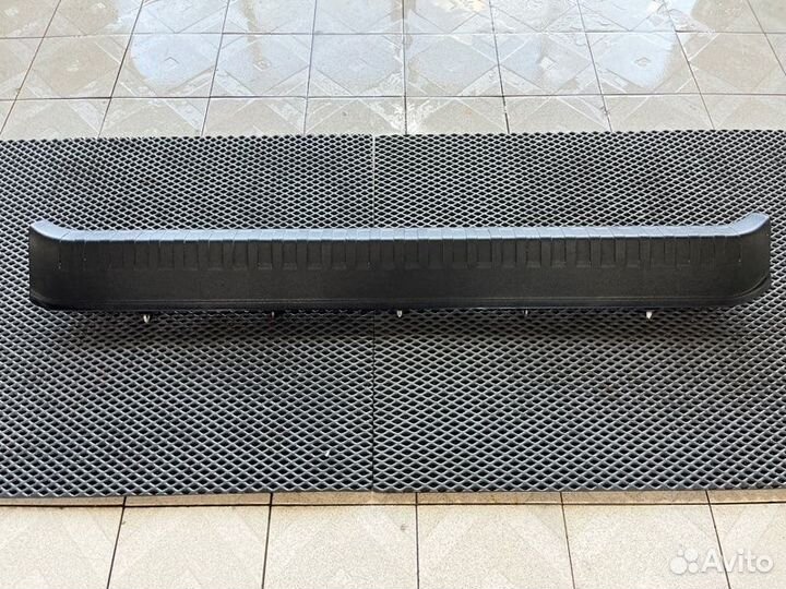 Обшивка багажника Lexus Gx460