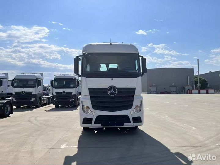 Mercedes-Benz Actros, 2023