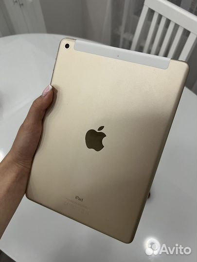 iPad 5 поколения Wi-Fi + Cellular 32gb