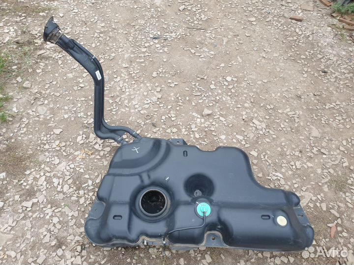 Бак топливный Рено Сандеро 1