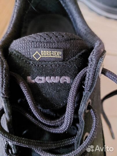 Треккинговые ботинки