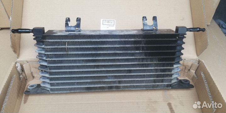 Радиатор масляный Nissan X-Trail T32 216064BA5A