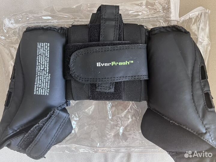 Боксерский шлем everlast