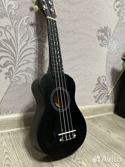 Укулеле tutti + медиатор