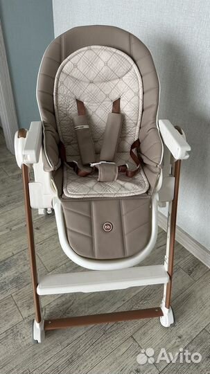 Стульчик для кормления happy baby berny v2