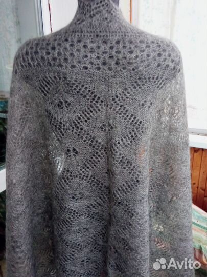 Шаль пуховая ажурная 