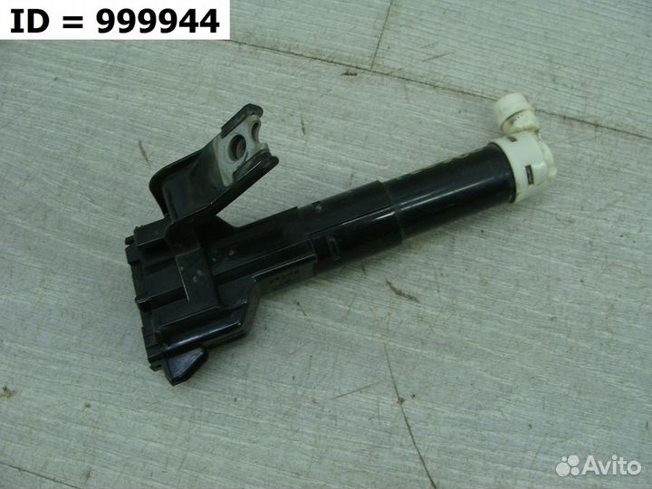 Форсунка омывателя фары левой Toyota Land Cruiser