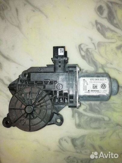 Моторчик Стеклоподъëмника Поло Фабия Polo Sedan