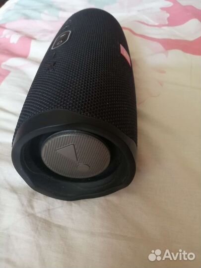 Портативная колонка JBL Charge 4