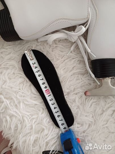 Коньки фигурные