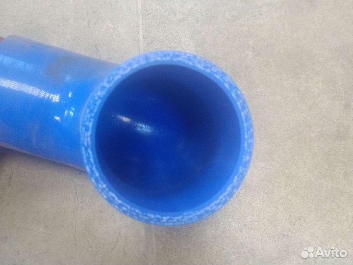 Патрубок угловой