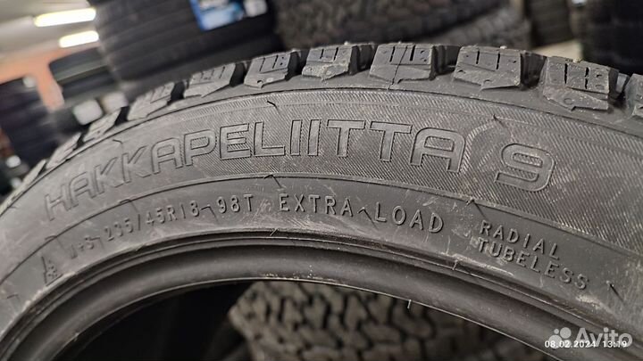 Nokian Tyres Hakkapeliitta 9 215/40 R17 87T